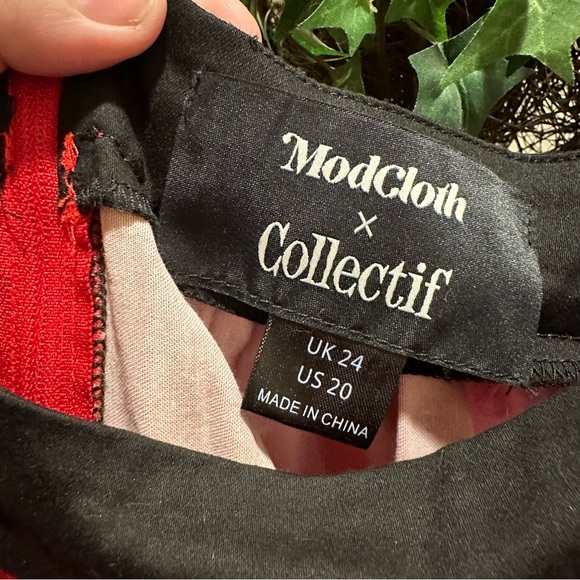 ModclothXCollectif  ALINE Skirt With POCKETS! - Picture 4 of 16